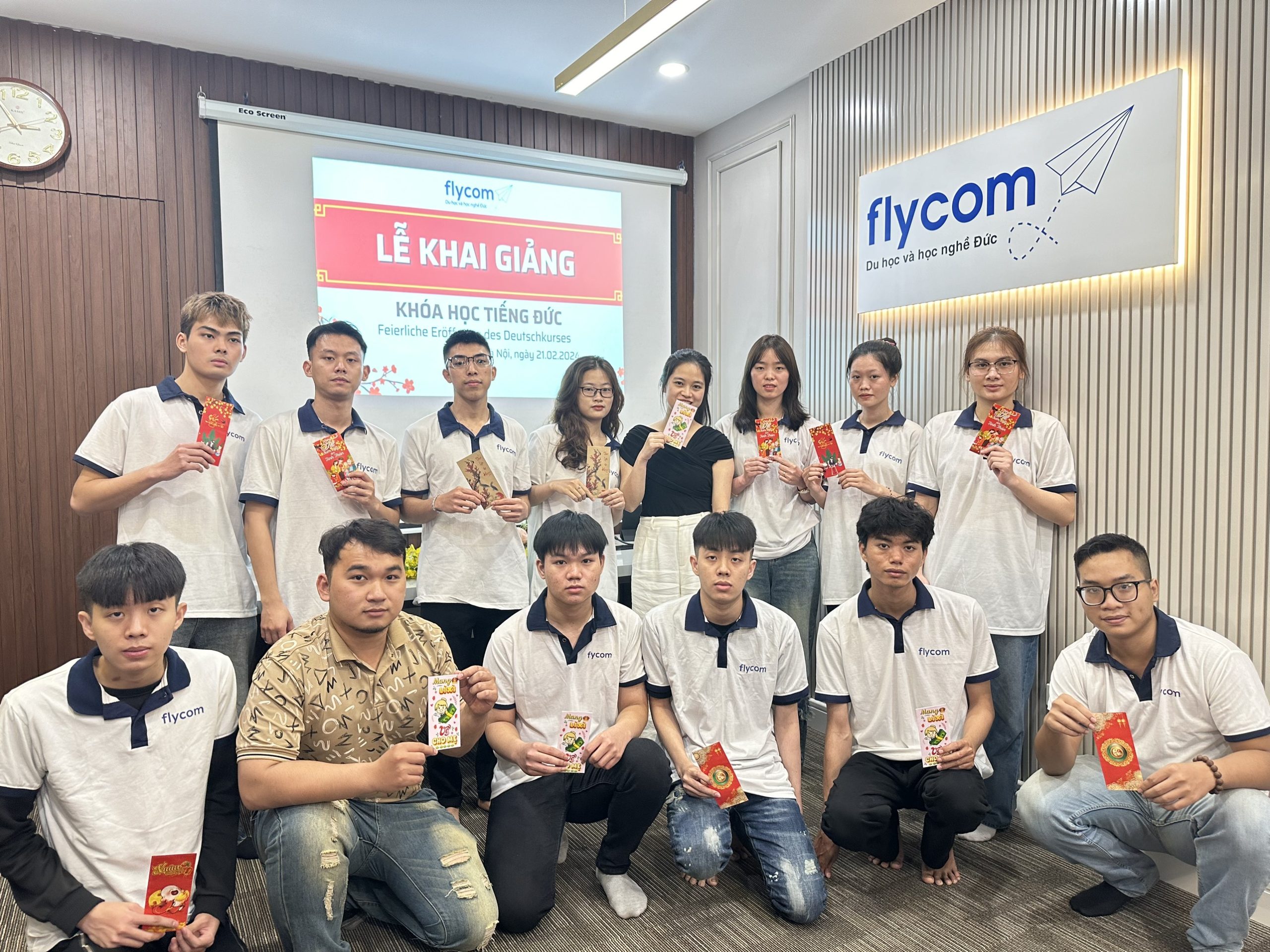 8c45bedf29ea84b4ddfb25 scaled Du Học và Học Nghề Đức