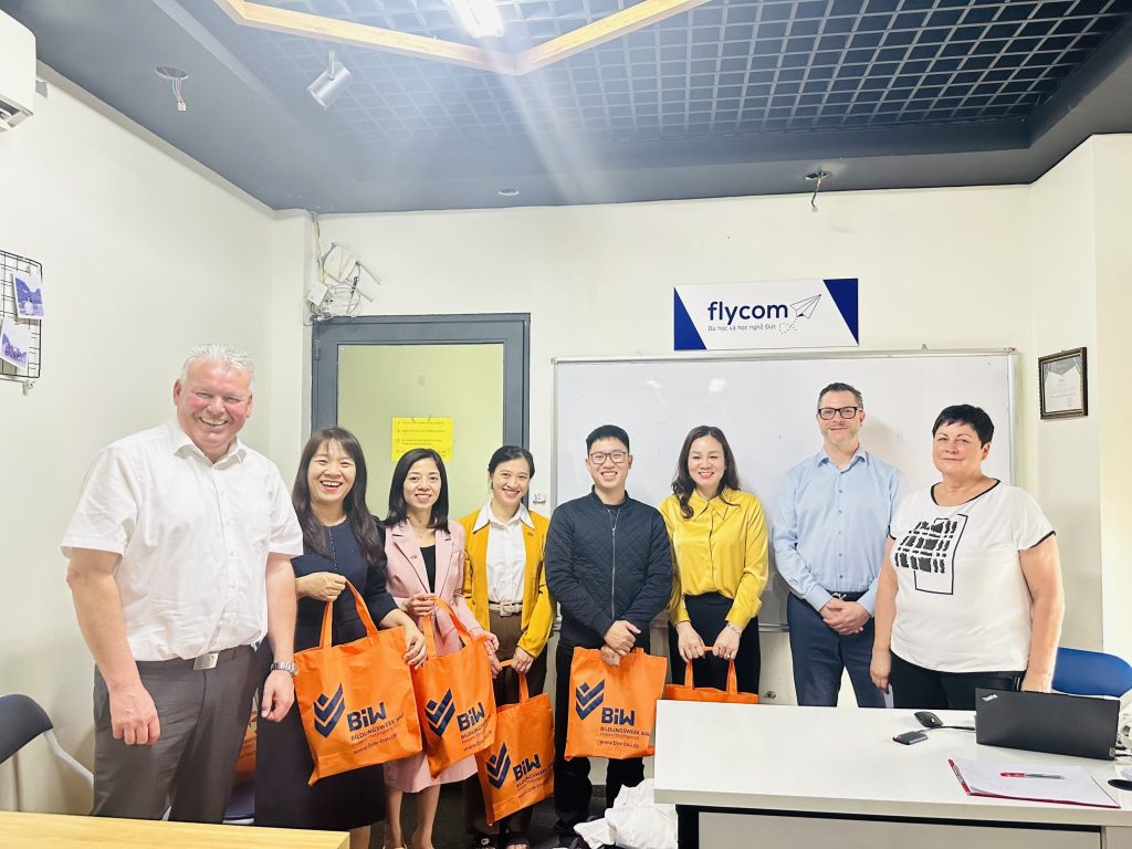 Mở Cánh Cửa Cho Ngành Xây Dựng Tại Đức - Flycom Tiếp Đón Đối Tác Bang Thüringen 2 Ngành Xây Dựng Tại Đức