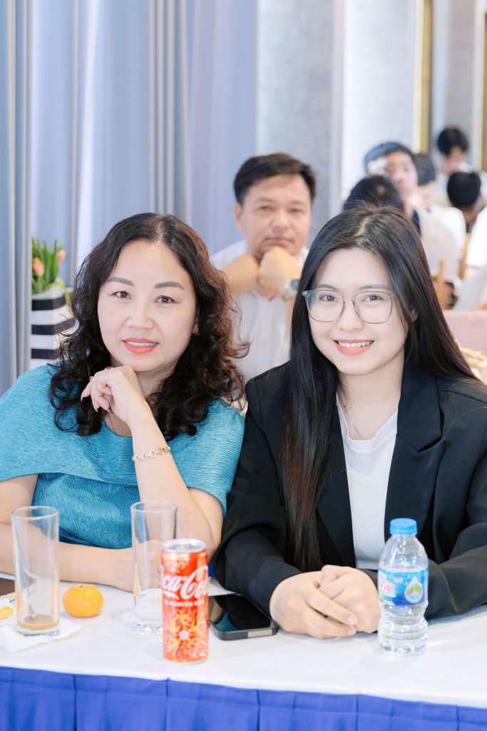 Hội Thảo: Du Học Nghề Đức: Cơ Hội Và Thách Thức - DEINE ZUKUNFT IN DEUTSCHLAND 2025 16 DSC07660 Du Học và Học Nghề Đức