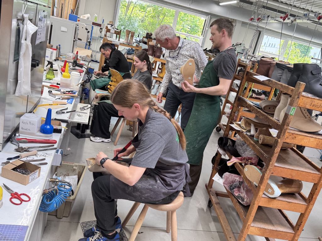 Flycom Mở Rộng Cơ Hội Du Học Nghề Đức: Chuyến Thăm Bang Thüringen Đầy Triển Vọng 2025 1 cơ hội du học nghề Đức